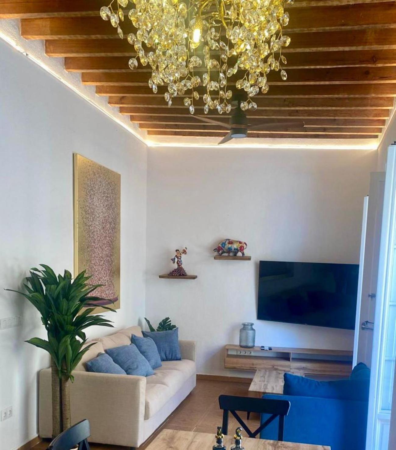 Casa Naty, Espacioso Renovado Apartamento En El Centro De Malaga Bagian luar foto
